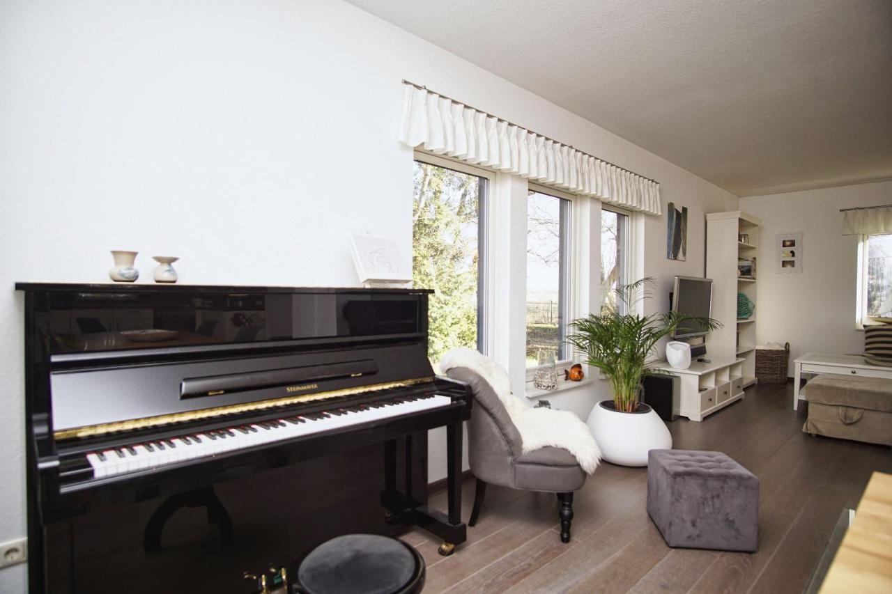 Komfortables Haus Mit Kamin, Sauna, Garten, Terrasse - Ferienhaus Sternschnuppe Wiek auf Rügen 외부 사진
